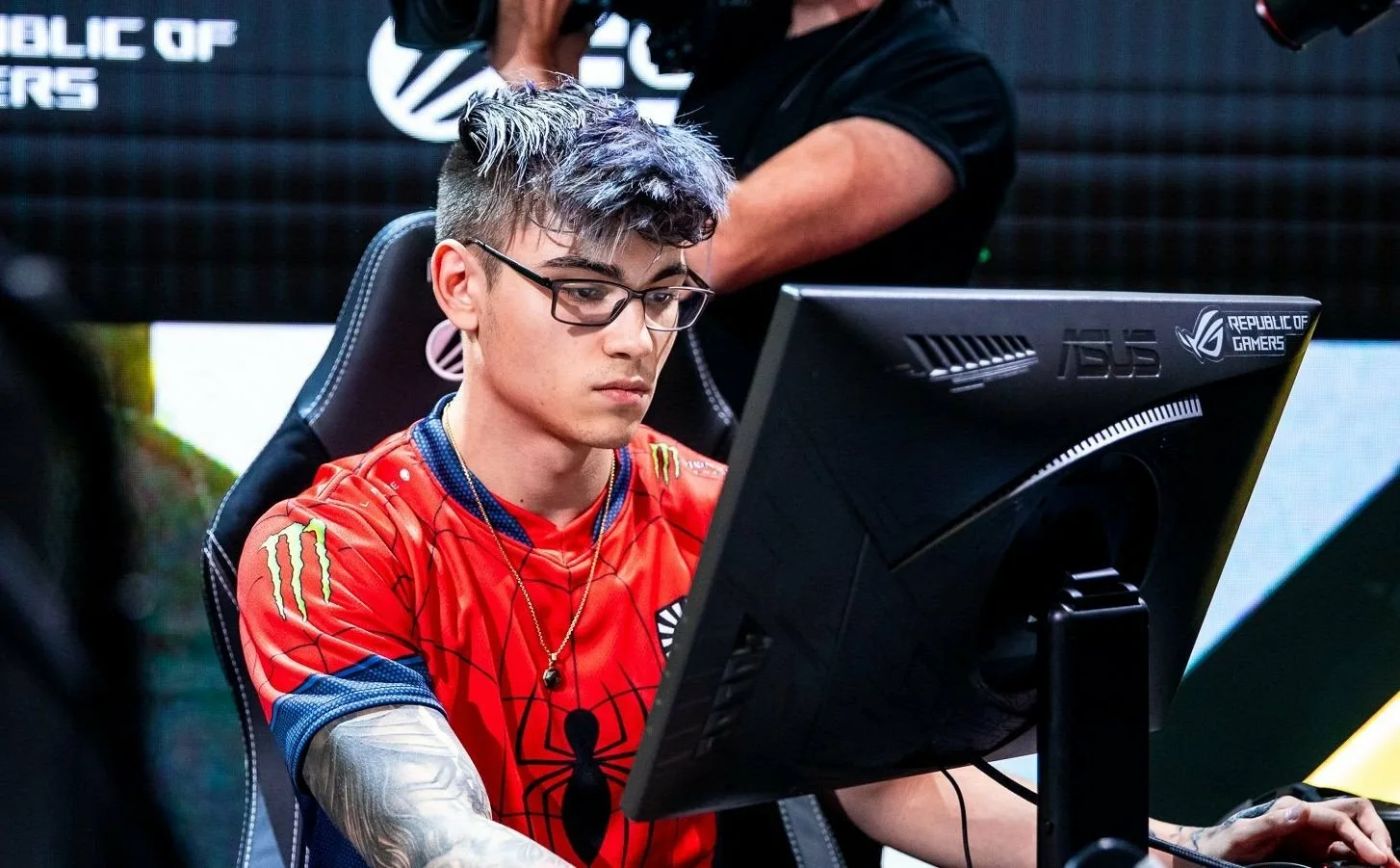 Twistzz steam profile фото 27